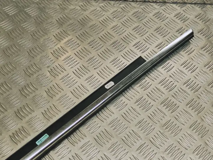 Audi A6 C7 (2011 - 2014) 4G0853764 Накладка стекла задней двери — фото 6