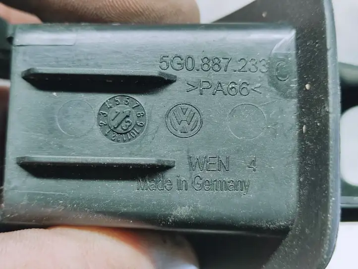 Volkswagen Golf VII (2013 - 2019) 5G0887233C Прочие детали салона — фото 3