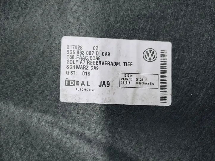 Volkswagen Golf VII (2013 - 2019) 5G6863007D Коврик багажника — фото 3