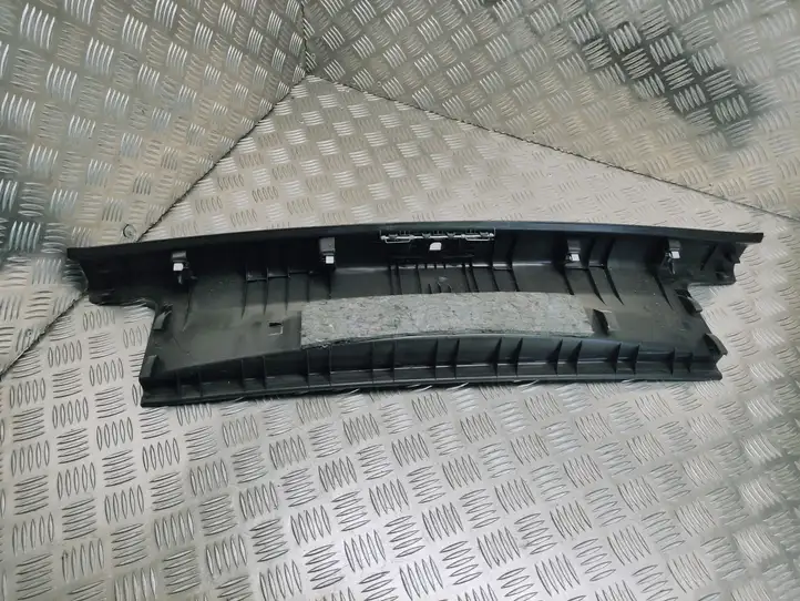 Volkswagen Golf VII (2013 - 2019) 5G6863459K Отделка порога багажника — фото 4