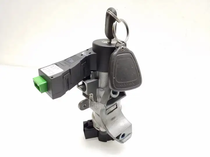 Volvo XC90 (2002 - 2006)  08677708A Комплект зажигания