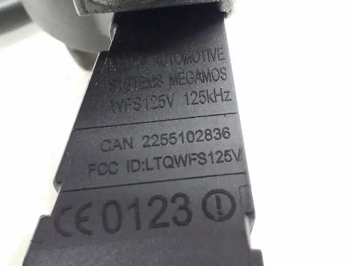 Volvo XC90 (2002 - 2006)  08677708A Комплект зажигания