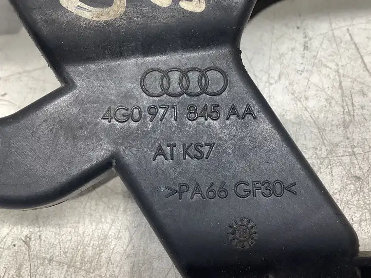 Audi A6 C7 (2014 - 2018) 4G0971845AA Прочие детали моторного отсека — фото 3