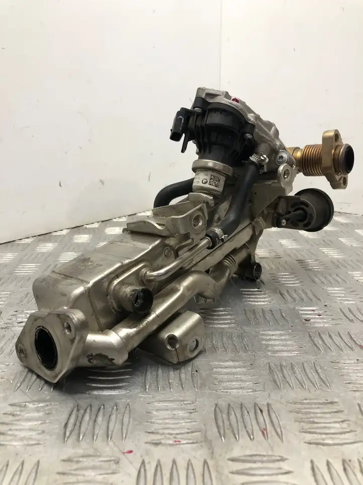 BMW 3 F30 F35 F31 (2012 - 2018) 8594492 Охладитель клапана EGR — фото 1