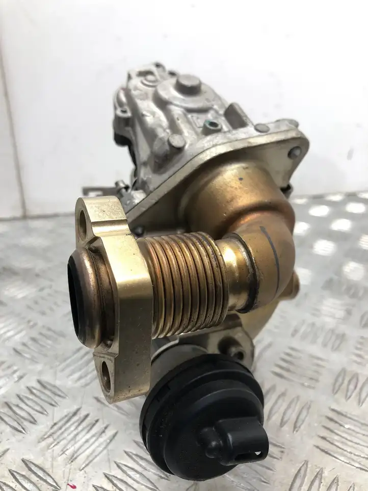 BMW 3 F30 F35 F31 (2012 - 2018) 8594492 Охладитель клапана EGR — фото 3