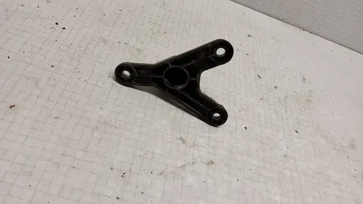 Volkswagen Transporter-Caravelle (2003 - 2009)  7H0129673C Другая деталь отсека двигателя