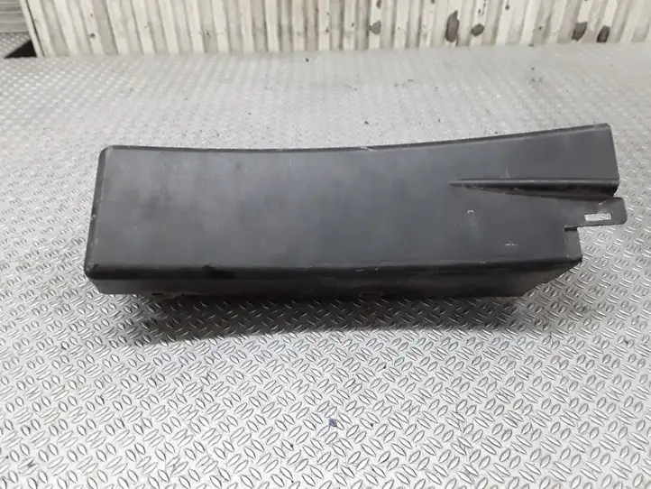 Volkswagen Jetta V (2005 - 2010)  1J0805971 Другая деталь отсека двигателя