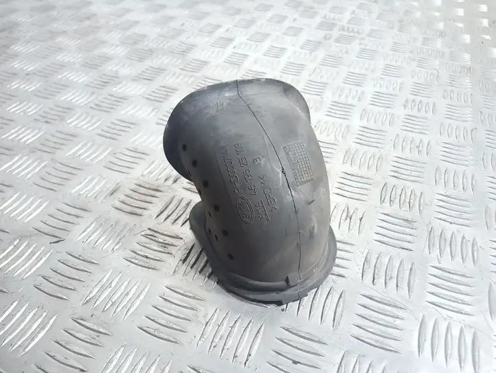 Land Rover Discovery (2004 - 2009)  PHD000714 Другая деталь отсека двигателя