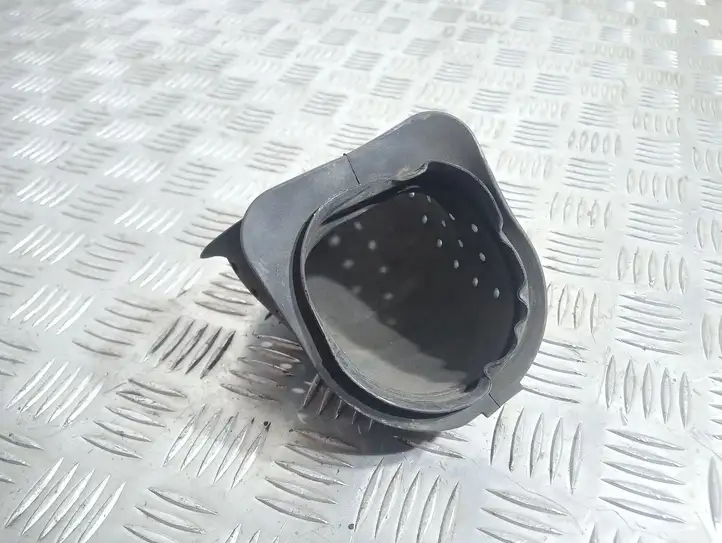 Land Rover Discovery (2004 - 2009)  PHD000714 Другая деталь отсека двигателя