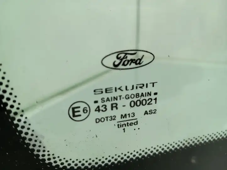 Ford Mondeo Mk III (2000 - 2007) AS2 Заднее боковое стекло — фото 3