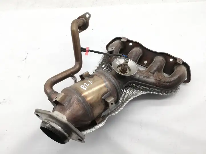 Toyota Corolla E210 E21 (2018 - ) Катализатор / DPF / FAP — фото 3