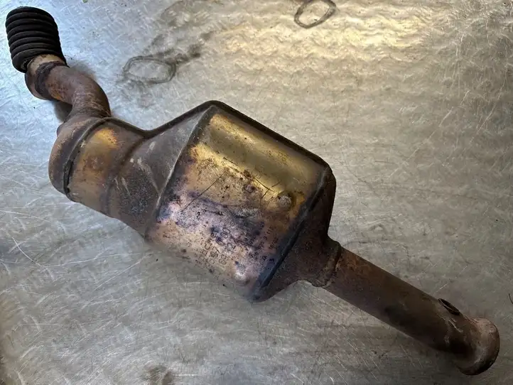Renault Scenic I (1996 - 2003) 8200169122 Катализатор / DPF / FAP — фото 4