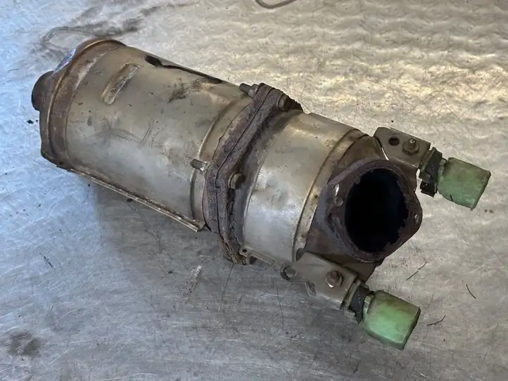 Renault Scenic II - Grand scenic II (2006 - 2009) 8200528232 Катализатор / DPF / FAP — фото 1