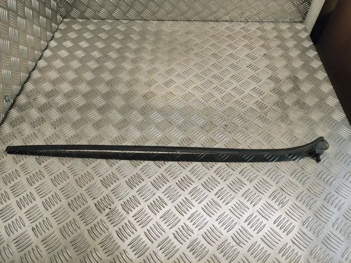 Volkswagen Golf VI (2009 - 2013) 5K0854320 Накладка стоек лобового стекла — фото 1