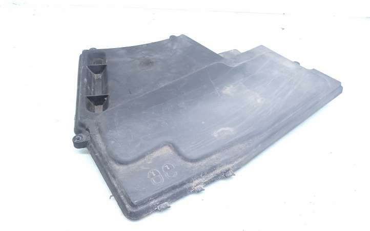 BMW 5 E60 E61 (2004 - 2010)  7520899 Крышка ящика предохранителей