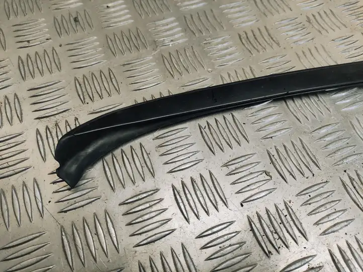 BMW 3 E90 E91 (2005 - 2012) 7179264 Накладка стоек лобового стекла — фото 4