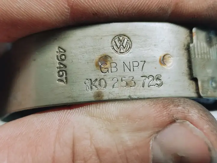 Volkswagen Golf VII (2013 - 2019) 1K0253725 Соединение выхлопной системы — фото 2