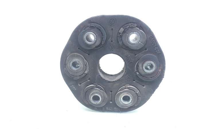 BMW 5 E60 E61 (2004 - 2010)  7542238 Демпфер кардана