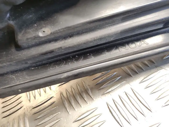 Nissan Pulsar (2014 - 2018) 628233ZN0A Дефлектор воздуха — фото 3