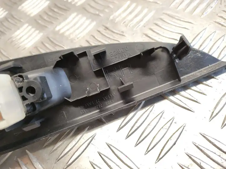 Nissan Pulsar (2014 - 2018) 15916SD Блок кнопок стеклоподъемников — фото 2