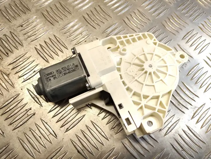 Audi A4 S4 B8 8K (2007 - 2011) 8K0959811A Стеклоподъемник задней двери — фото 1