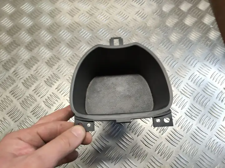 Nissan Juke I F15 (2010 - 2018) 969101KN0A Другая деталь консоли (туннеля) — фото 3