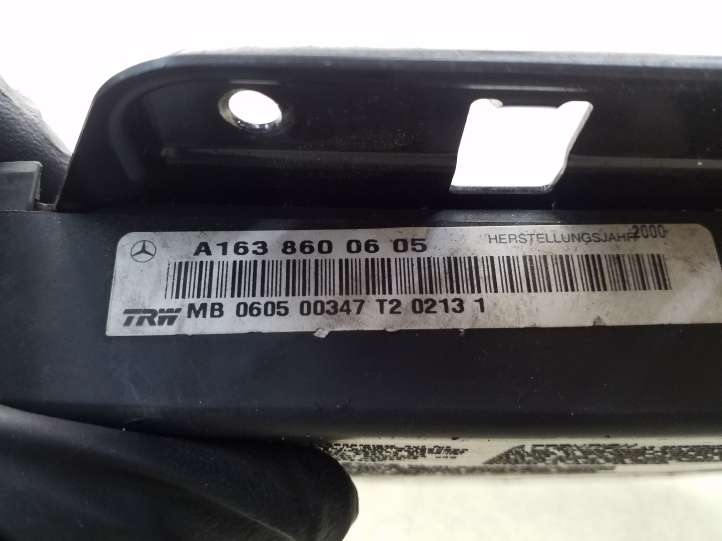 Mercedes-Benz ML W163 (1997 - 2005)  A1638600605 Подушка безопастности передней двери