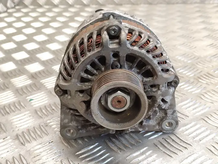 Nissan Juke I F15 (2010 - 2018) 231001KA1A Генератор — фото 3