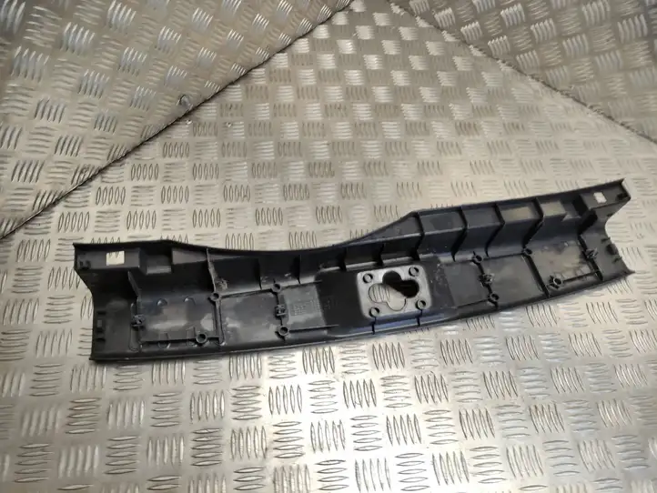 Nissan Juke I F15 (2010 - 2018) 849921KA2A Отделка порога багажника — фото 4