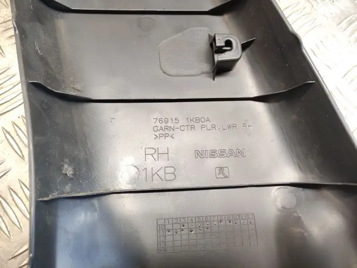 Nissan Juke I F15 (2010 - 2018) 769151KB0A Нижняя обшивка стойки B — фото 2