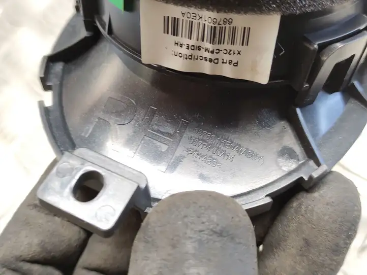 Nissan Juke I F15 (2010 - 2018) 687601KE0A Боковой воздушный дефлектор — фото 2