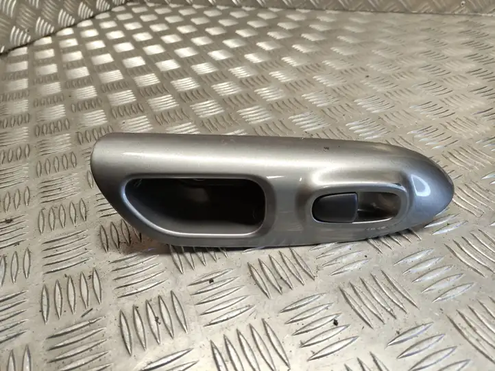 Nissan Juke I F15 (2010 - 2018) 829601KA2A Блок кнопок стеклоподъемников — фото 6