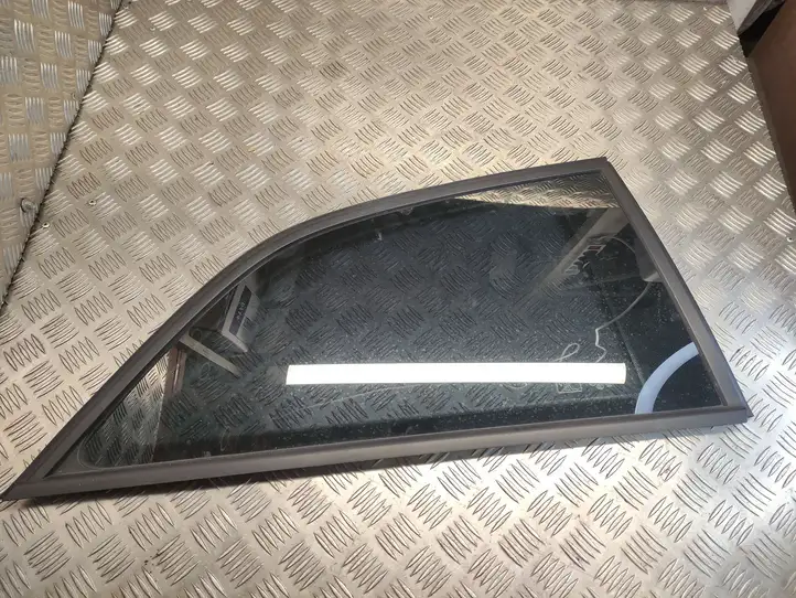Audi A1 (2010 - 2014) 8X3845300C Заднее боковое стекло — фото 1