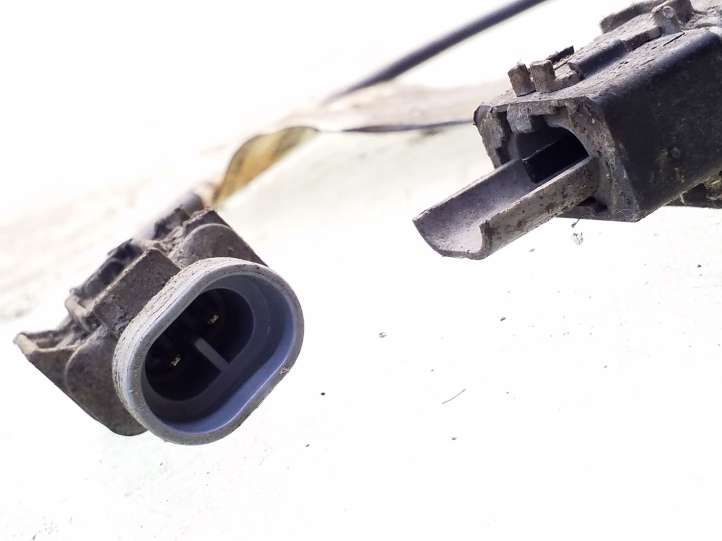 Opel Astra (2004 - 2009)  13118565 Передняя проводка датчика ABS