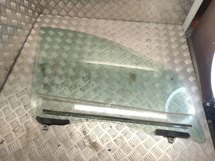 Renault Scenic III - Grand scenic III (2009 - 2016) 43R00049 Стекло передней двери — фото 1