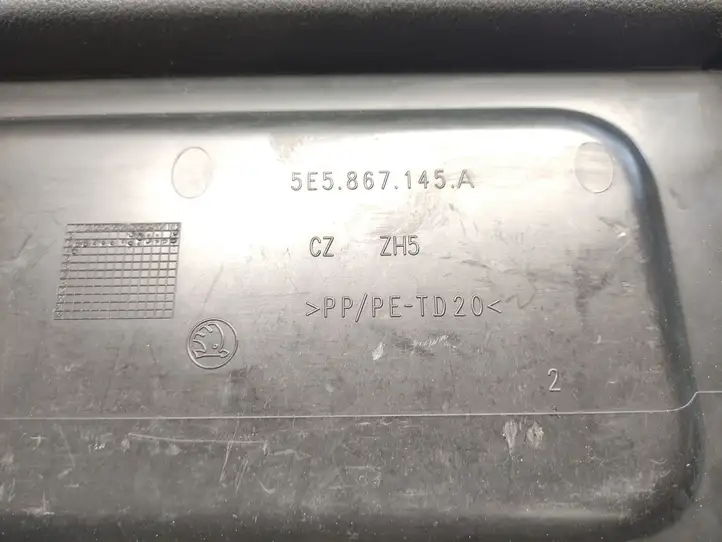 Skoda Octavia Mk3 (5E) (2013 - 2019) 5E5867145A Крышка — фото 2