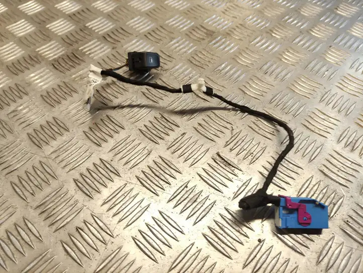Audi A4 S4 B8 8K (2007 - 2011) 8K0971036A Кнопка стеклоподъемников — фото 1