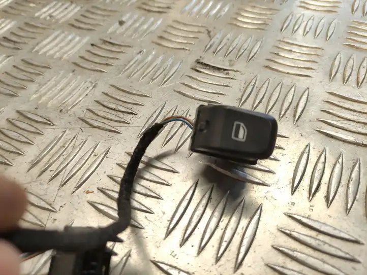 Audi A4 S4 B8 8K (2007 - 2011) 8K0959855 Кнопка стеклоподъемников — фото 4
