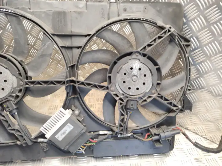 Audi A4 S4 B8 8K (2007 - 2011) 8K0121003M Дифузор радиатора — фото 6