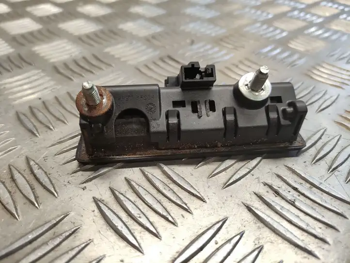 Audi A4 S4 B8 8K (2007 - 2011) 5N0827566B Кнопка закрытия крышки багажника — фото 4