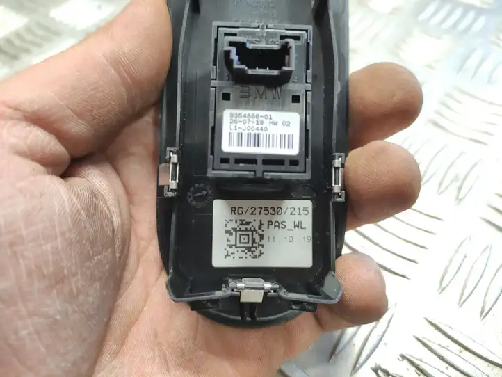Mini One Cooper F56 F55 (2012 - 2022) 9354866 Блок кнопок стеклоподъемников — фото 2