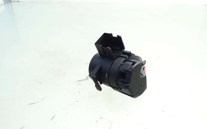 Opel Astra (1998 - 2004)  6900F33 Контакты замка зажигания