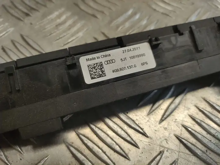 Audi A6 C7 (2011 - 2014) 4G0927137G Кнопка парктроника — фото 5