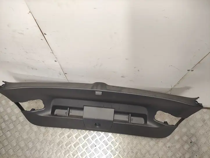 Volkswagen Golf VII (2013 - 2019) 5G6867605B Комплект обшивки крышки багажника — фото 7