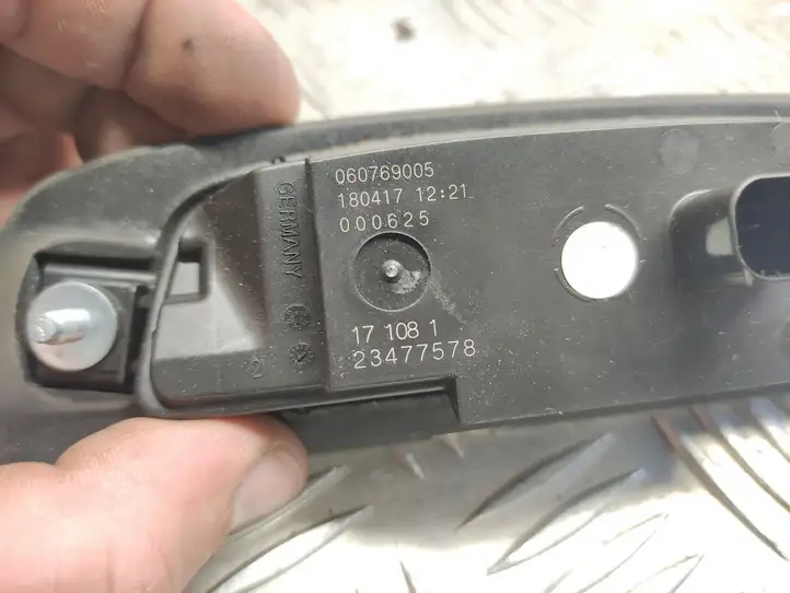 Opel Astra K (2015 - 2020) 23477578 Кнопка закрытия крышки багажника — фото 2
