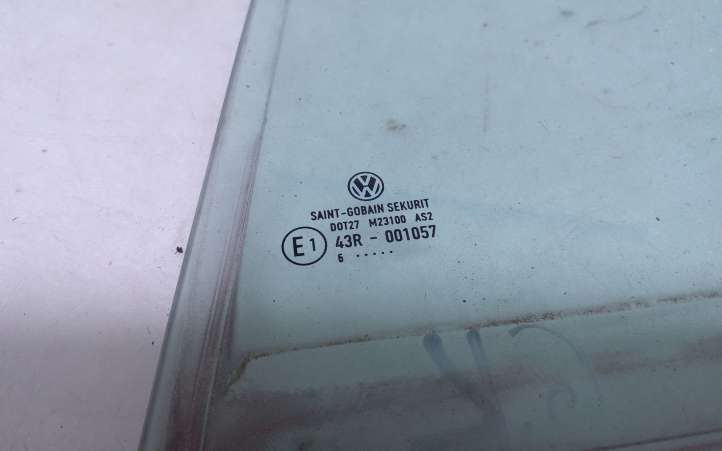 Volkswagen Golf V (2003 - 2009)  DOT27M23100AS2 Маленькое стекло 