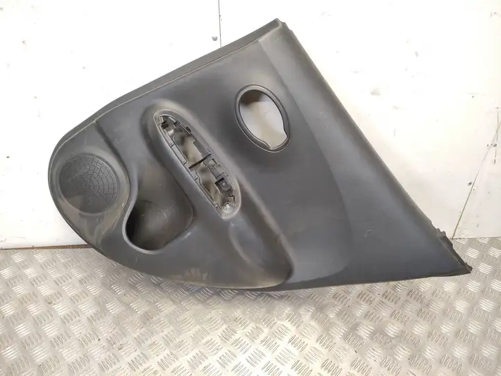 Nissan Juke I F15 (2010 - 2018) 829101KB0A Обшивка задней двери — фото 1