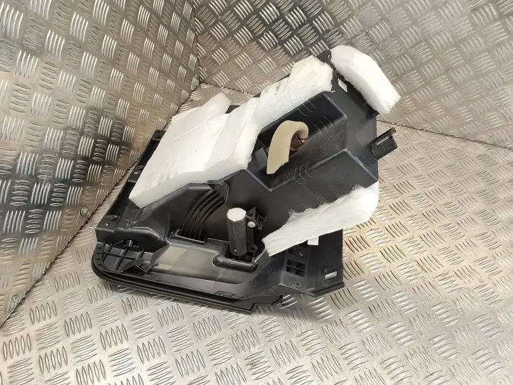 Nissan Juke I F15 (2010 - 2018) 685201KP0A Вещевой ящик — фото 6