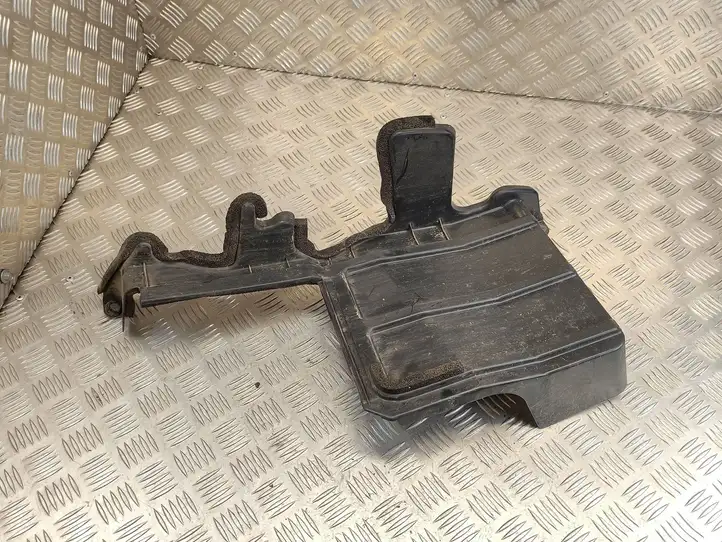 Nissan Juke I F15 (2010 - 2018) 62822BA61A Облицовка радиатора — фото 3