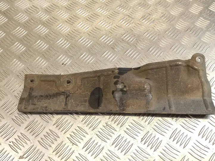 Nissan Juke I F15 (2010 - 2018) 748141KE0A Защита днища задней части — фото 3